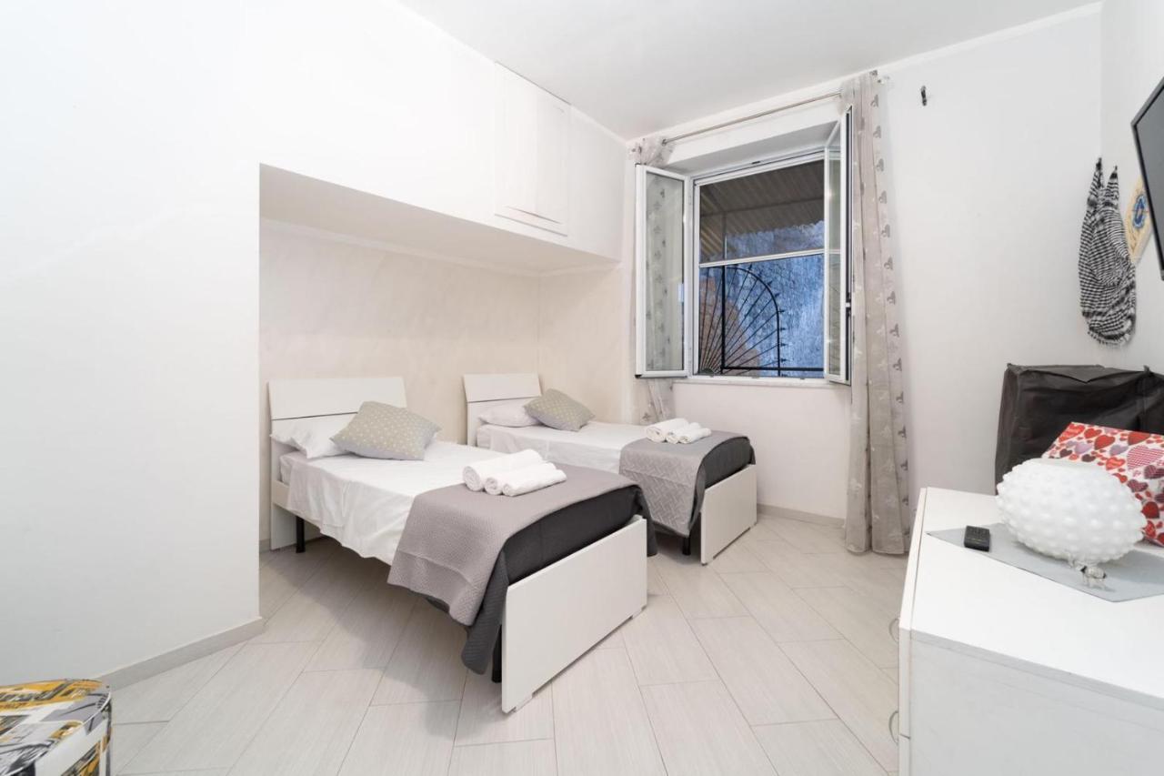 Casa Dea Napoli Apartment Luaran gambar